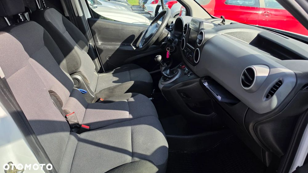 Peugeot Partner - 13