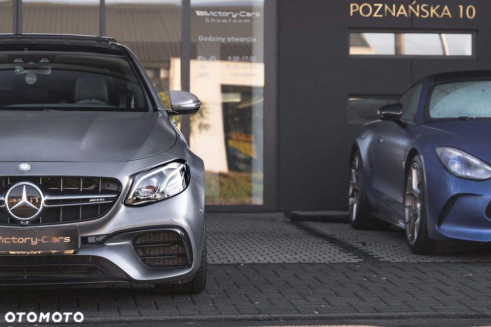 Mercedes-Benz Klasa E - 11