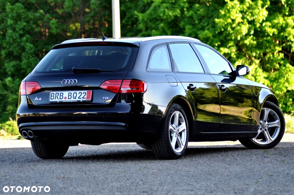 Audi A4 Avant 2.0 TDI ultra - 5