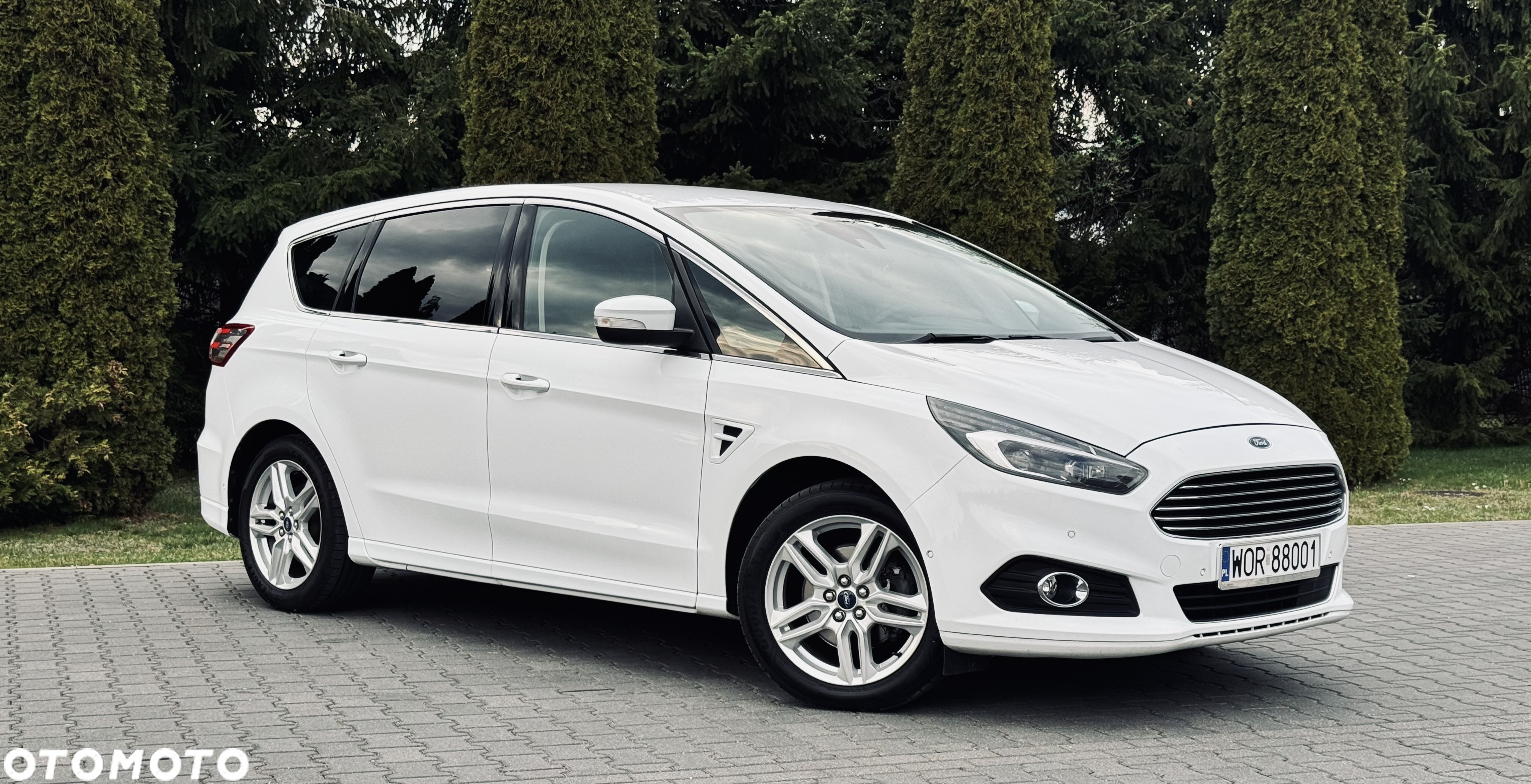 Ford S-Max 2.0 TDCi Titanium PowerShift - 2