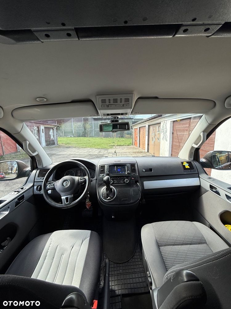 Volkswagen Multivan - 4