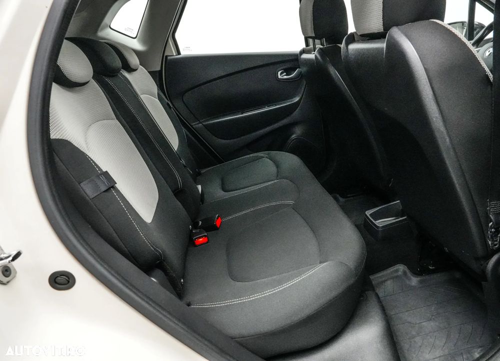 Renault Captur BLUE dCi 115 BUSINESS EDITION - 16