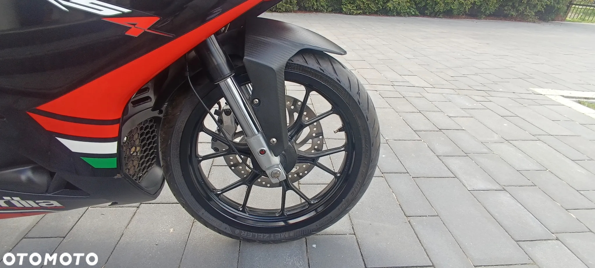 Aprilia RS - 8
