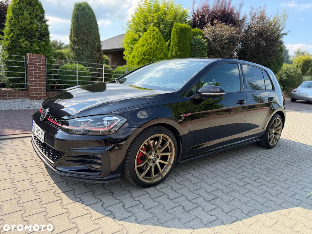 Volkswagen Golf - 18