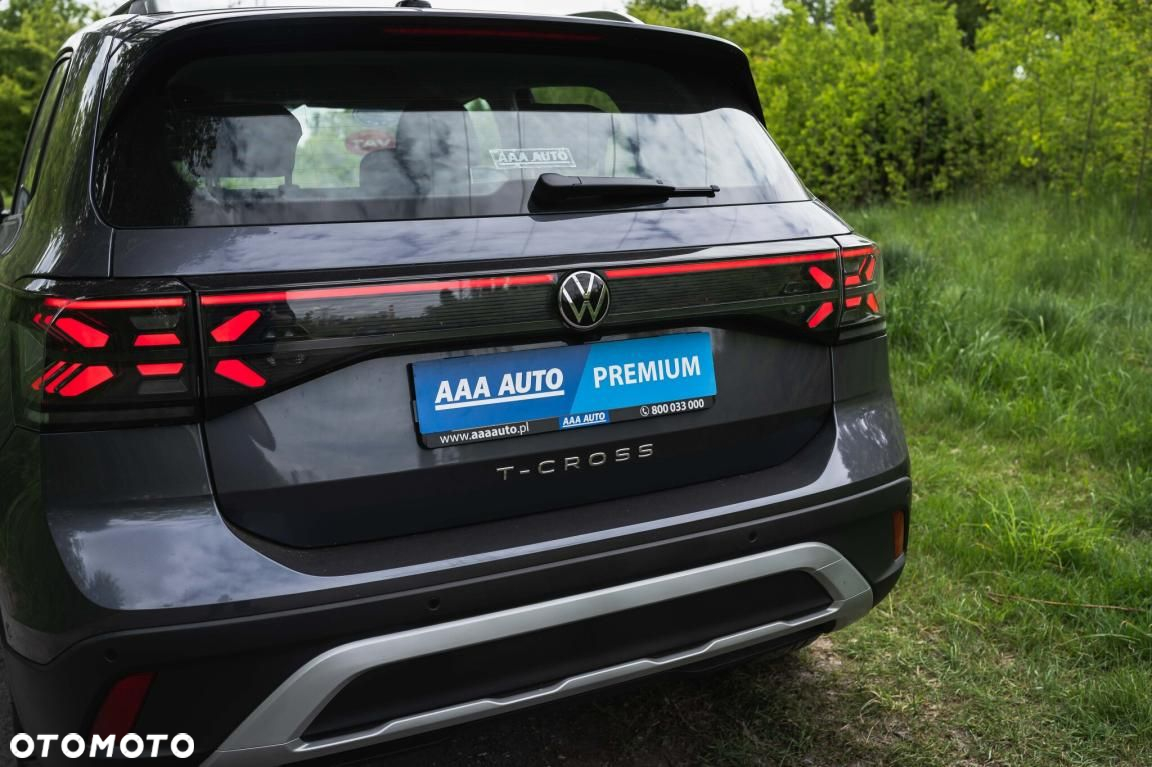Volkswagen T-Cross - 13