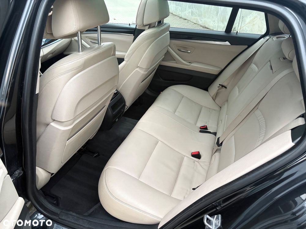 BMW Seria 5 - 12