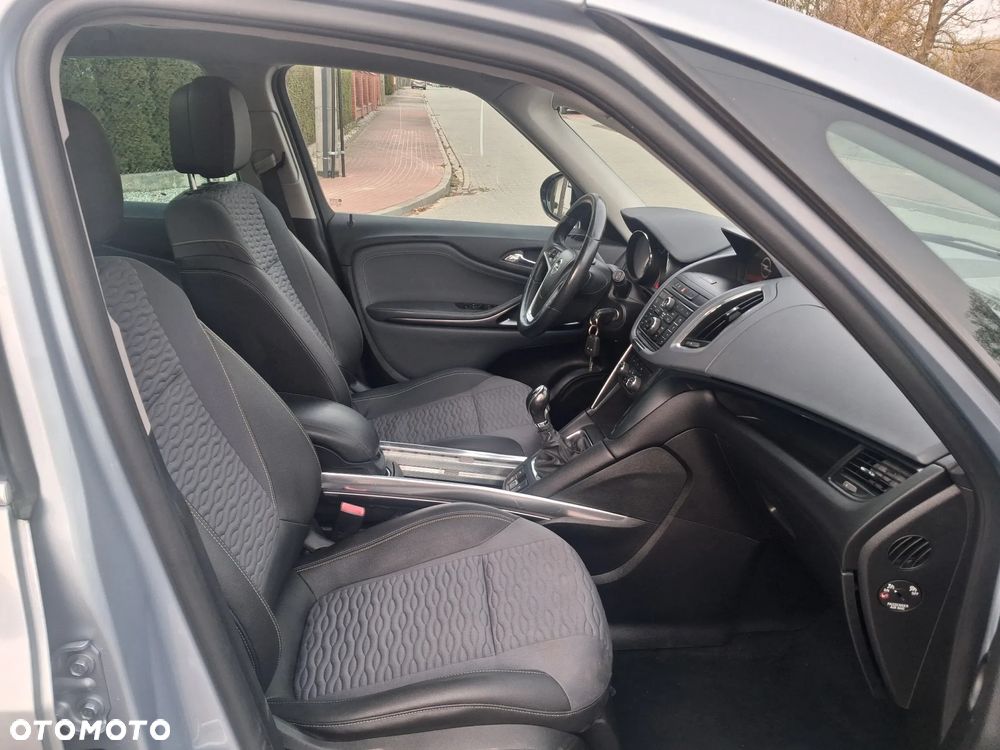 Opel Zafira 1.6 CDTI Cosmo - 4