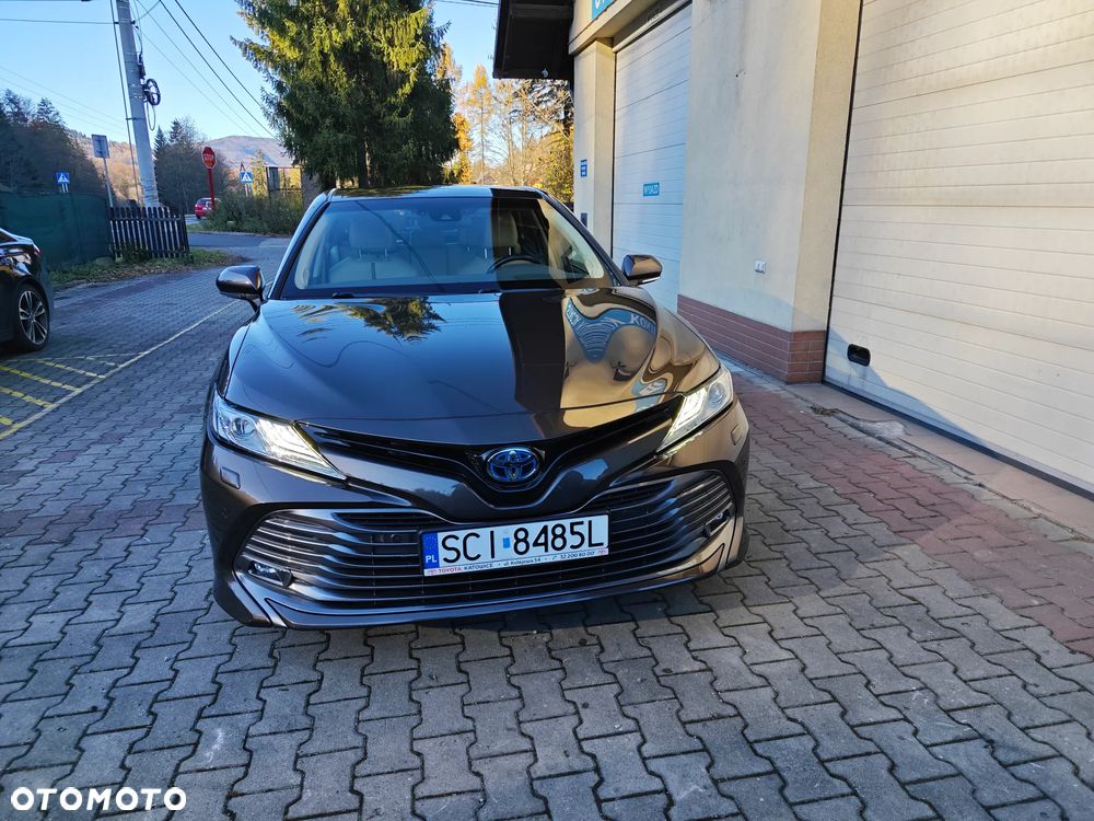 Toyota Camry 2.5 Hybrid Executive CVT - 1