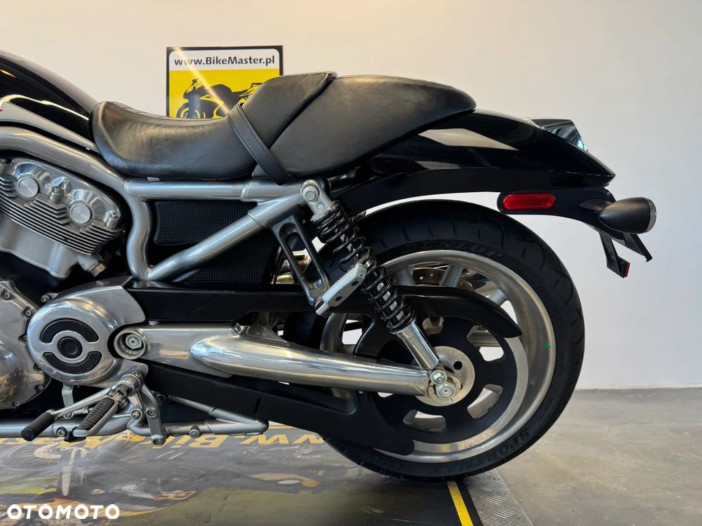 Harley-Davidson V-Rod Street Rod - 26