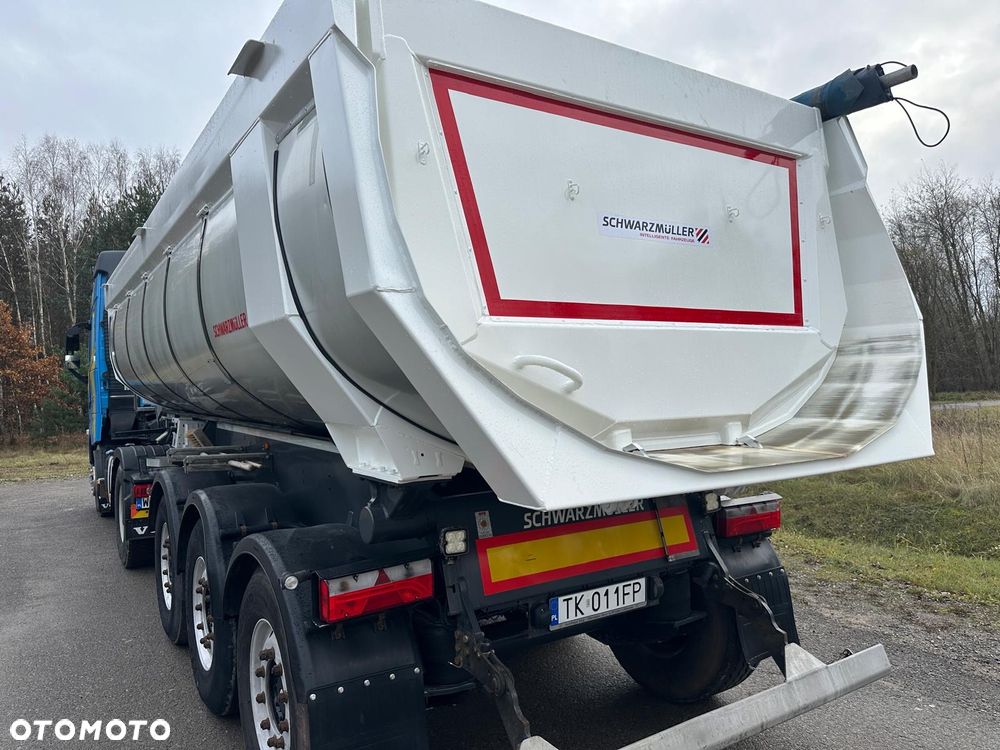 Schwarzmuller SK - 3