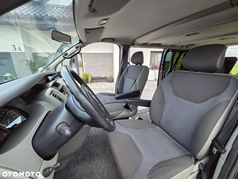 Opel Vivaro - 19