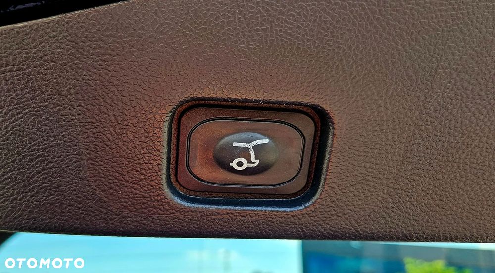 Ford Mondeo 2.0 TDCi Titanium PowerShift - 27