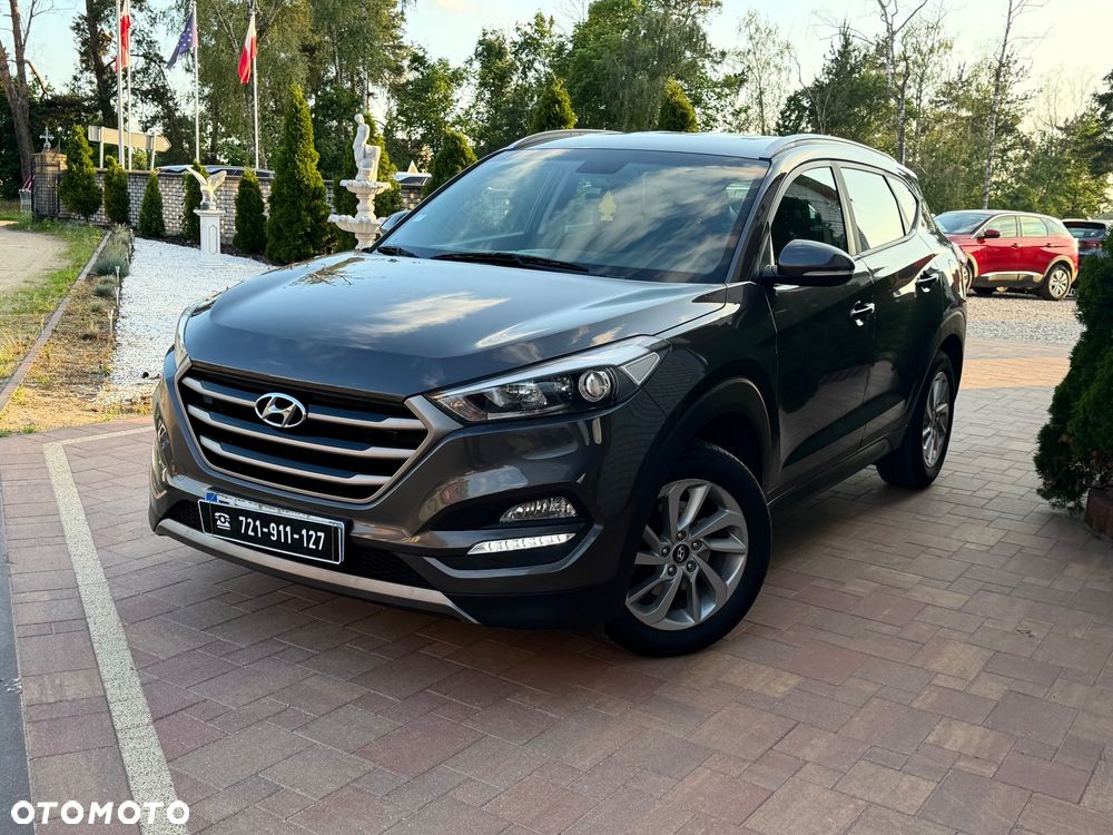 Hyundai Tucson blue 1.7 CRDi 2WD Intro Edition - 11