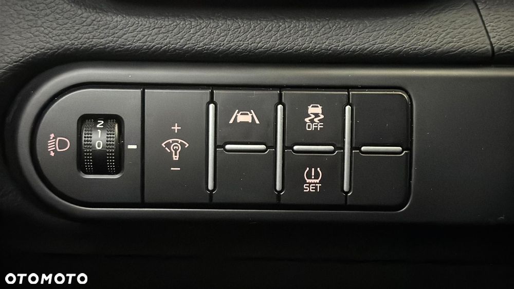 Kia Ceed 1.5 T-GDI M - 28