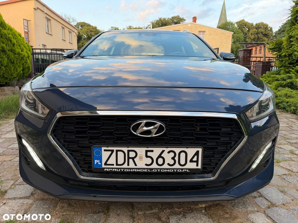 Hyundai i30 1.6 D GO DCT - 6