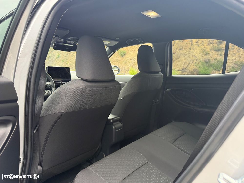 Toyota Yaris Cross 1.5 HDF Square Collection - 44