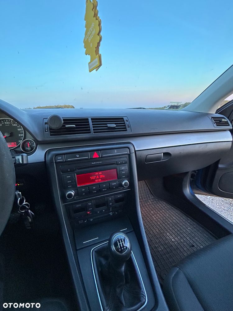 Audi A4 Avant - 5