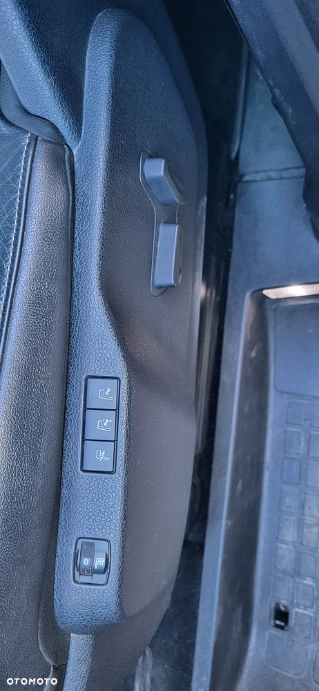 Peugeot Traveller - 16