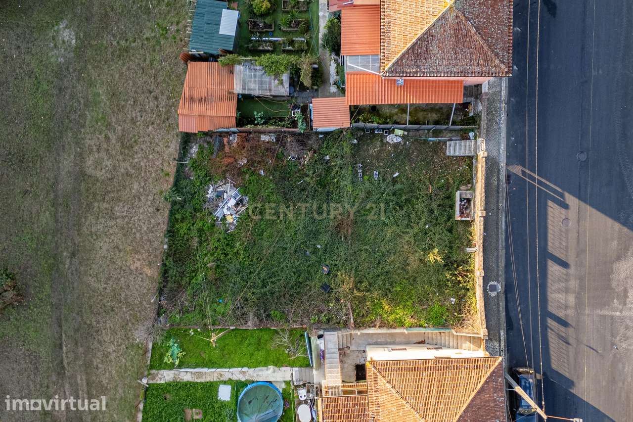 Terreno com PIP APROVADO - S. João da Madeira - Grande imagem: 2/11