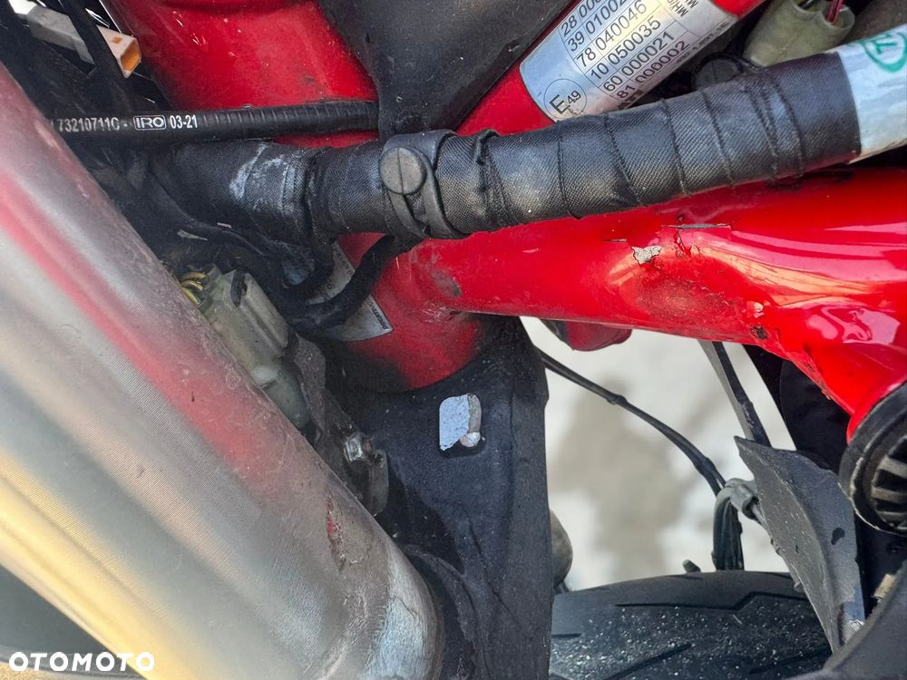Ducati Monster - 10