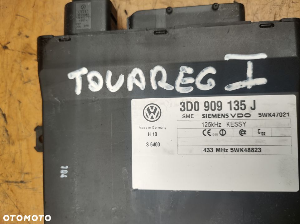 VW Touareg I moduł komputer kessy 3D0909135J - 1