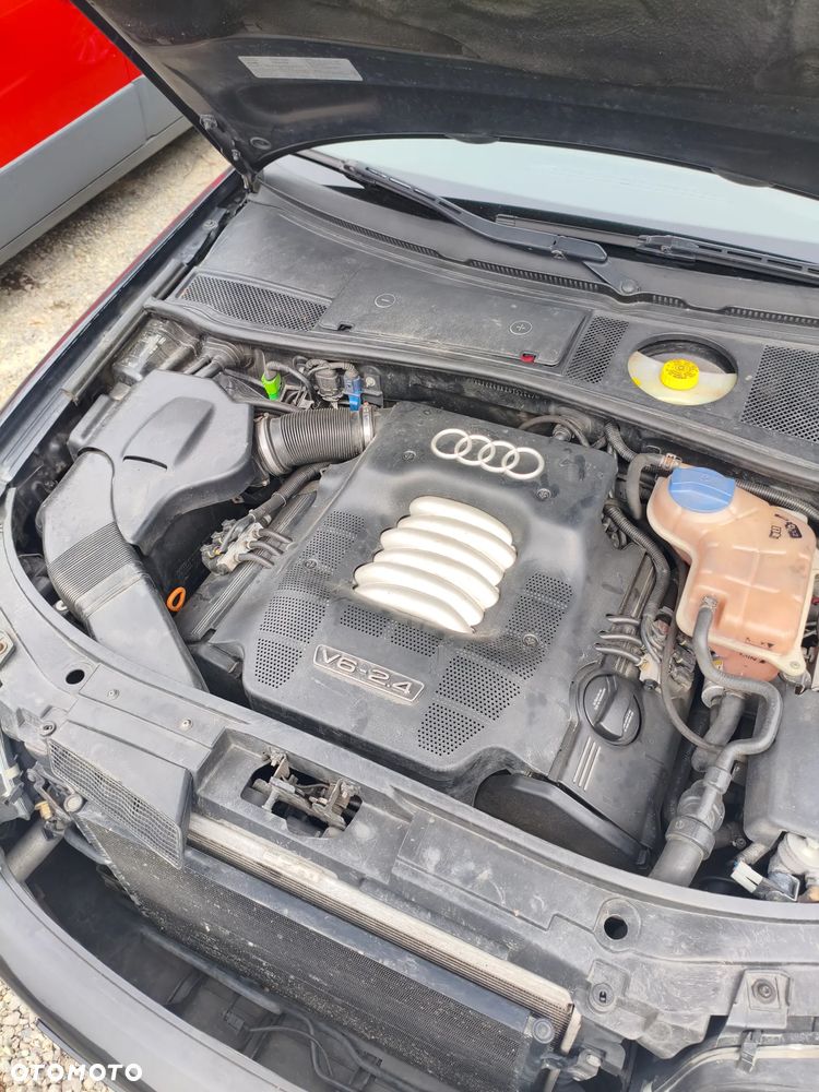 Audi A6 Avant 2.4 - 11