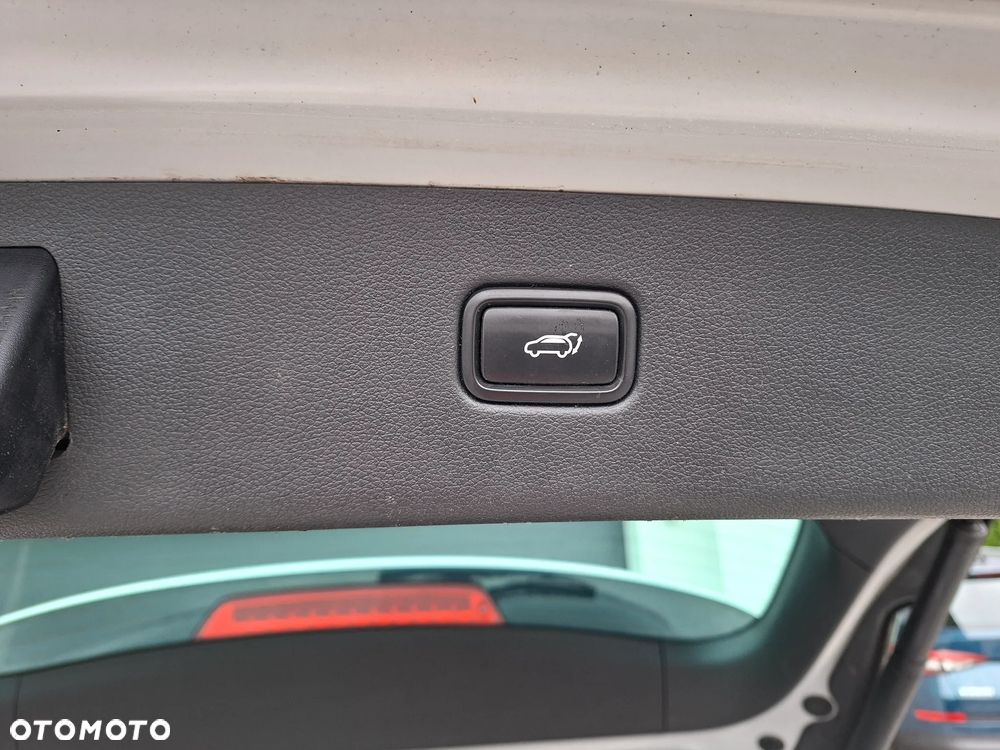 Hyundai Tucson 1.6 T-GDI Comfort 4WD - 26