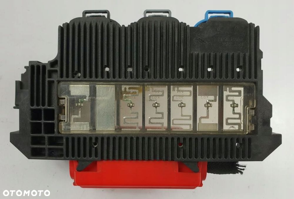 SKRZYNKA BEZPIECZNIKÓW CITROEN C5 III 3.0 V6 HDI - 2