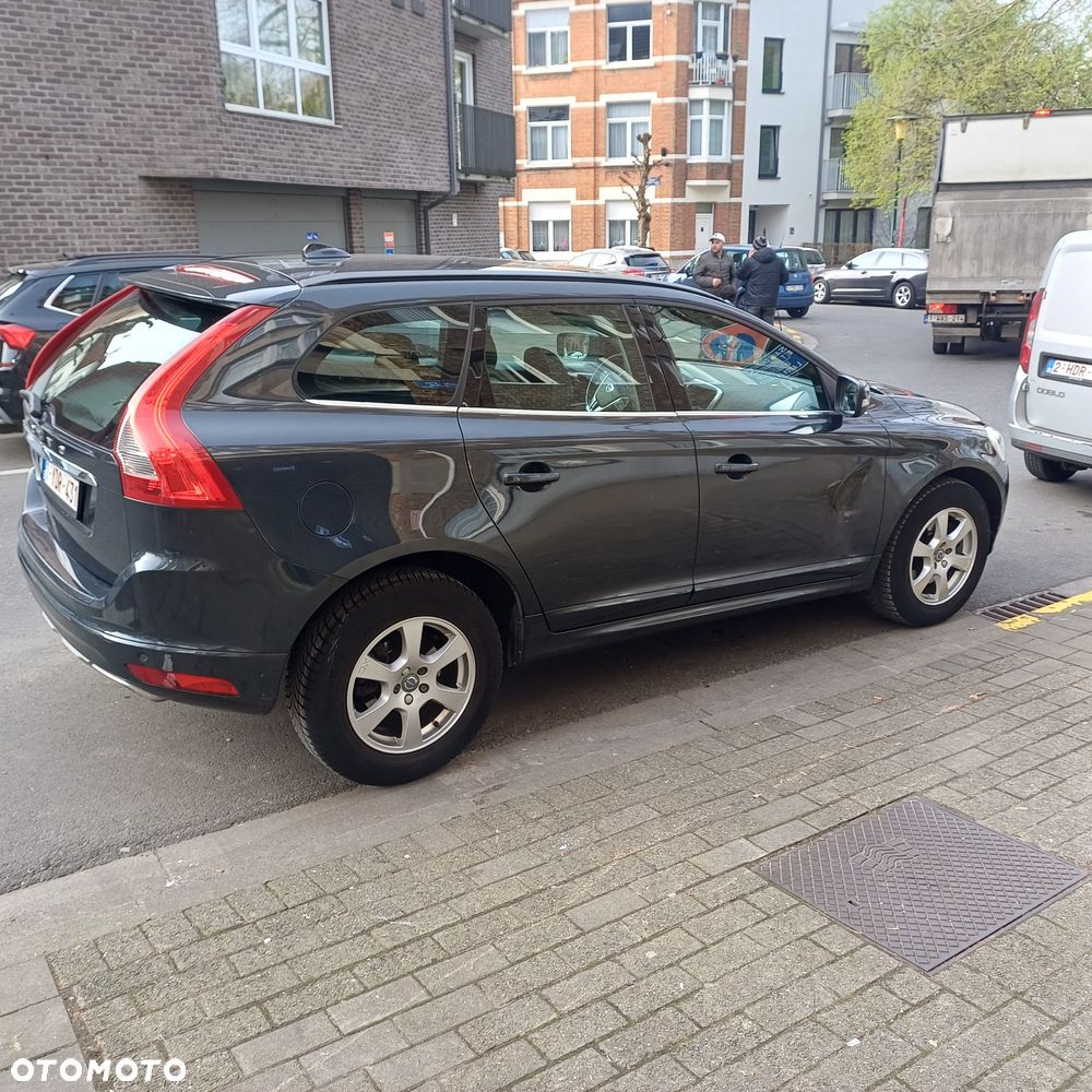 Volvo XC 60 D4 Geartronic Momentum - 7