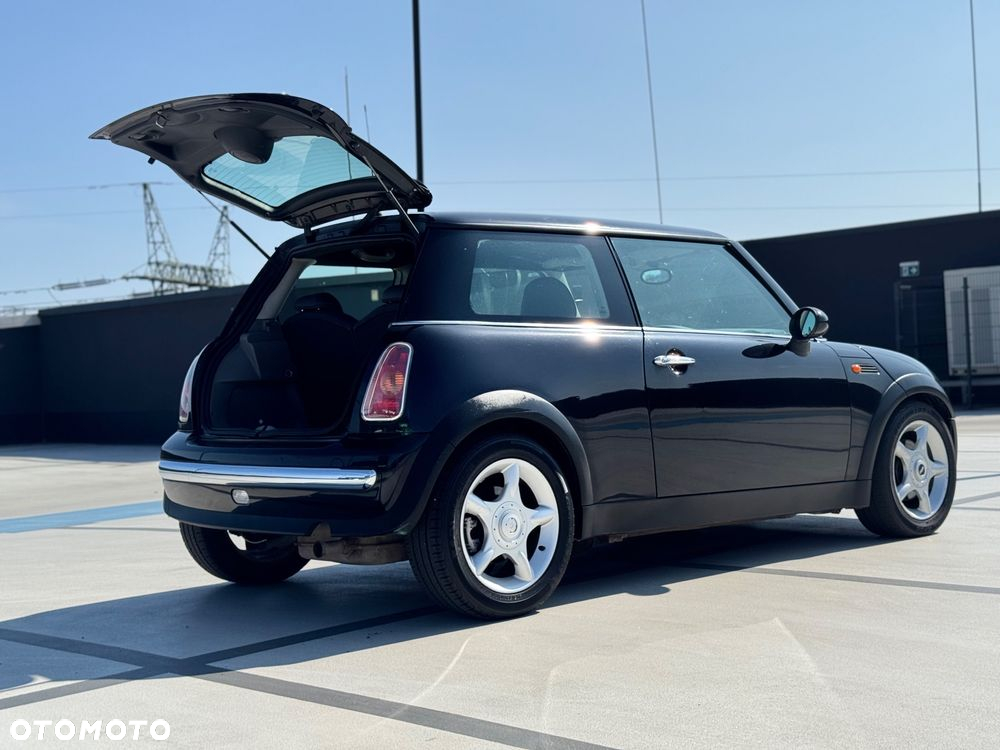 MINI ONE Seven - 22