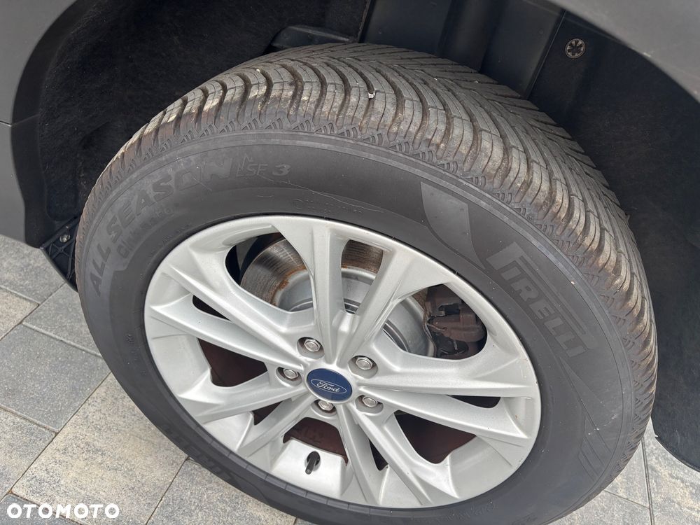 Ford Kuga 2.0 TDCi FWD Titanium - 14