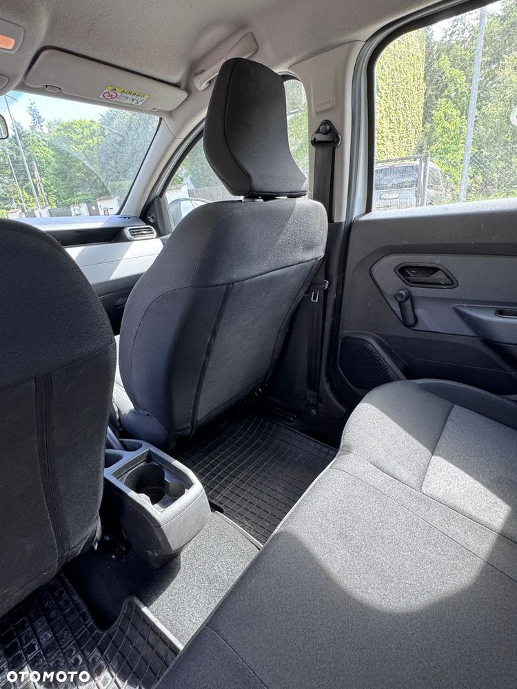 Dacia Duster 1.0 TCe Essential - 22