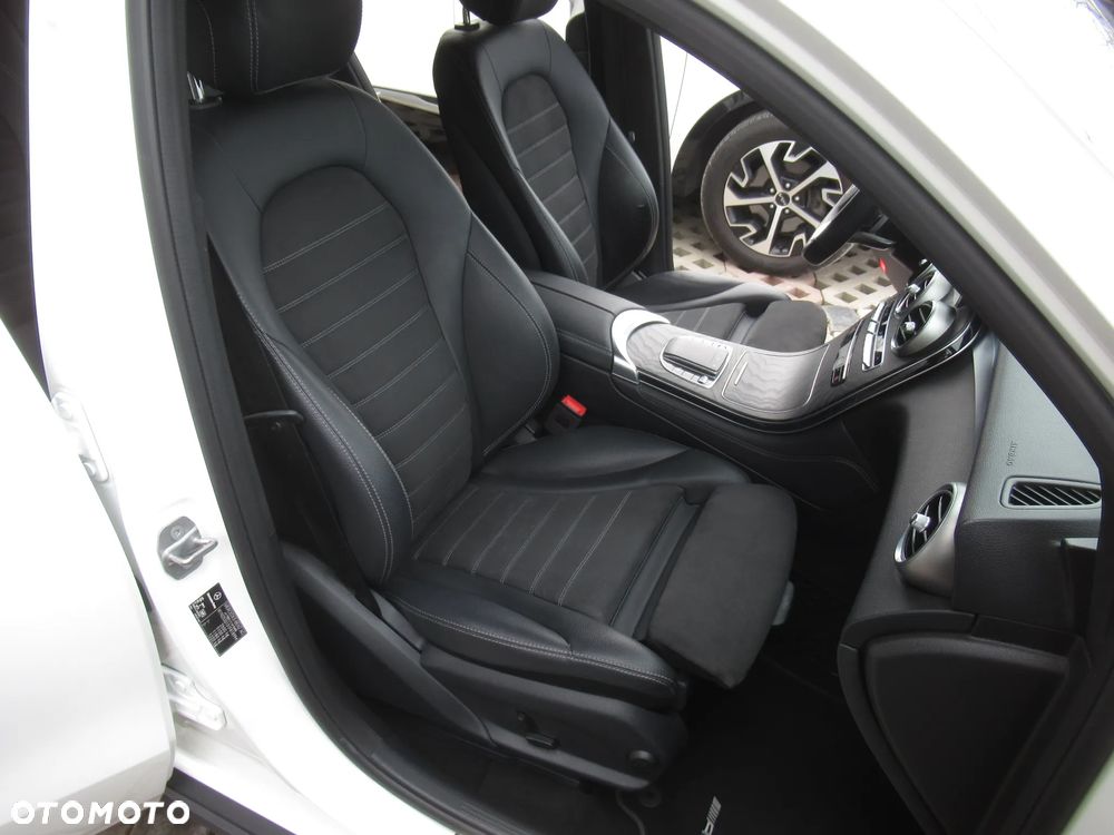 Mercedes-Benz GLC 220 d 4-Matic - 11