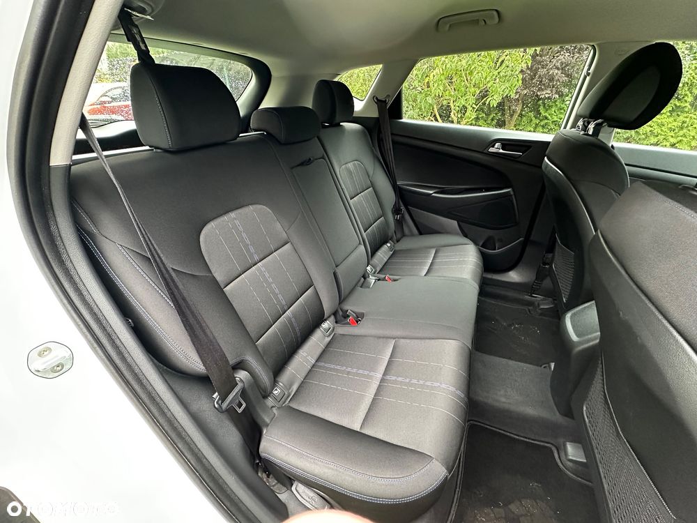Hyundai Tucson 1.6 GDI BlueDrive Comfort 2WD - 19