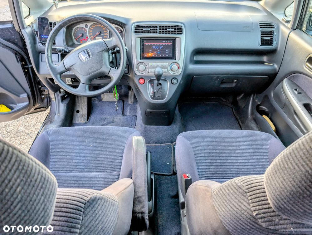 Honda Stream 2.0i ES - 27