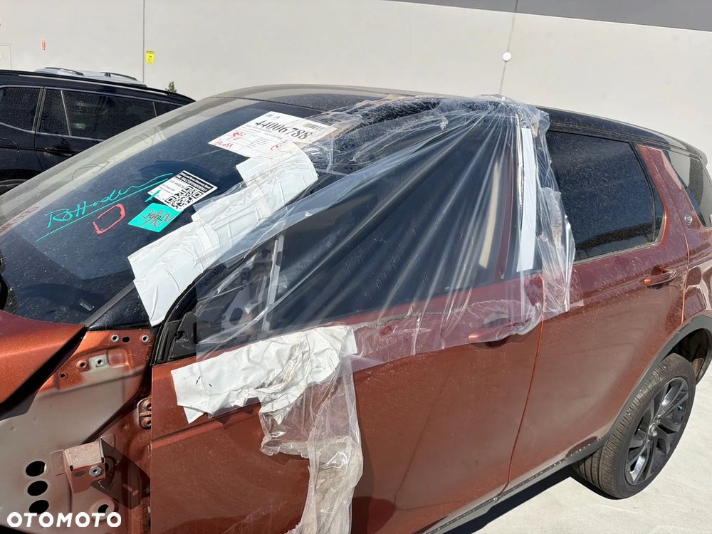 Land Rover Discovery Sport - 7