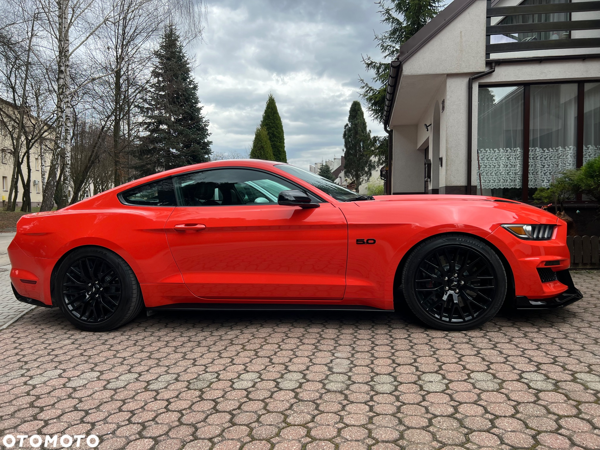Ford Mustang 5.0 V8 GT - 12