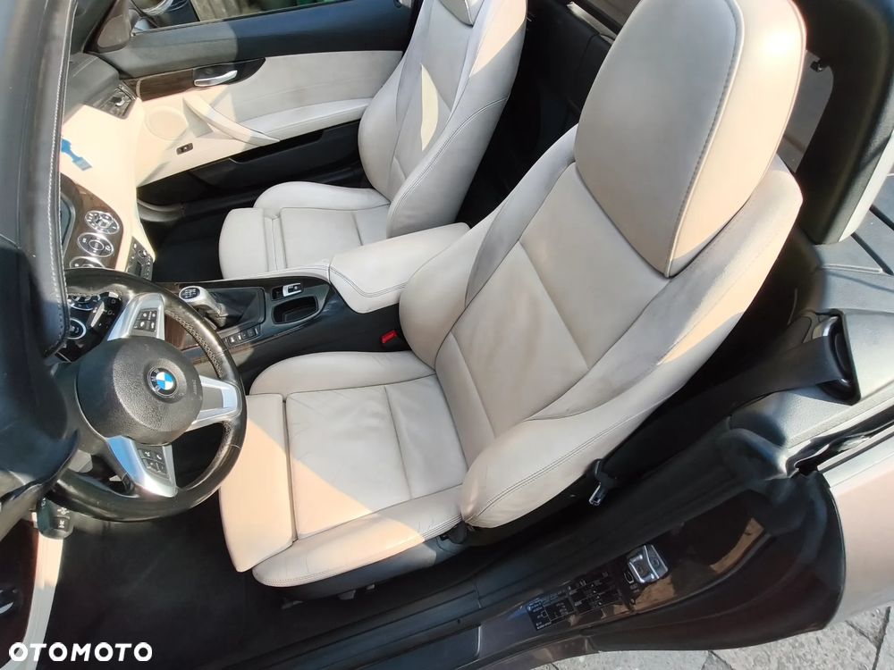 BMW Z4 23i sDrive - 10