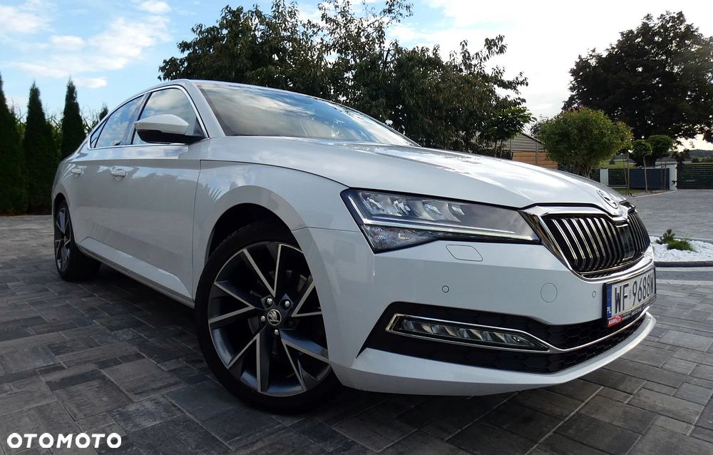Skoda Superb 2.0 TDI SCR Style DSG - 25