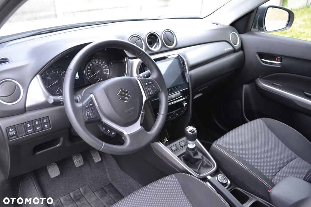Suzuki Vitara 1.4 Boosterjet mHEV Premium Plus 4WD - 23
