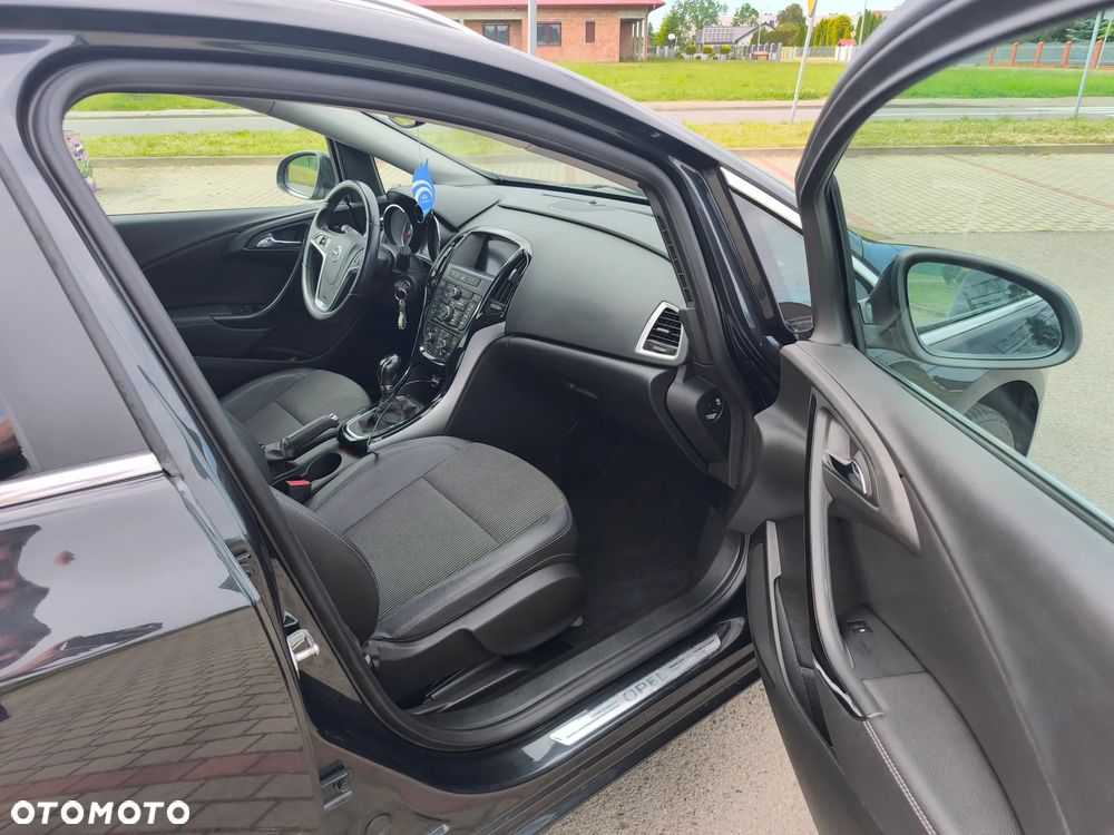 Opel Astra 1.4 Turbo Cosmo - 13