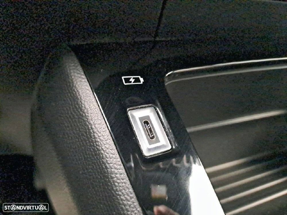 Peugeot 2008 1.2 PureTech Active - 23