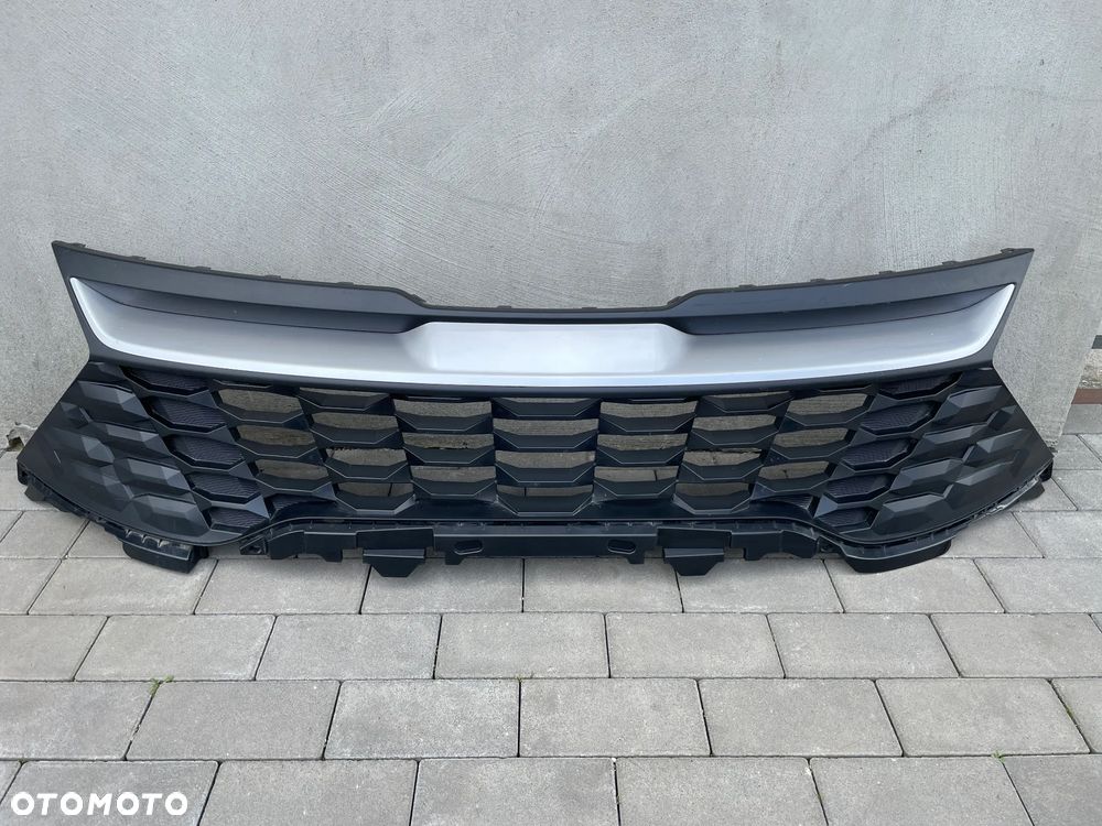 ATRAPA, GRIL KIA SPORTAGE V  2021-- - 1