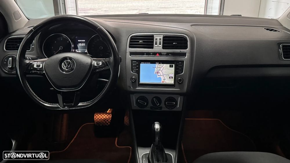 VW Polo 1.4 TDi Lounge DSG - 6