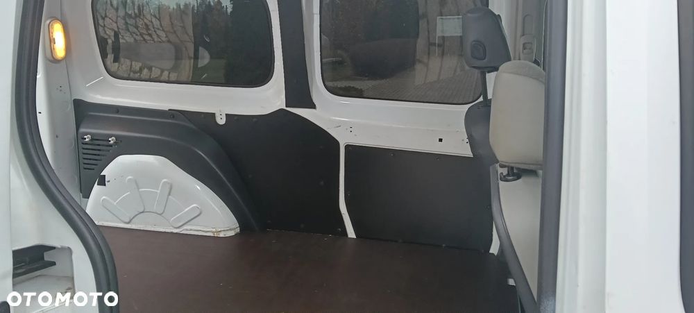 Renault Kangoo 1.5 dCi Business Eu6 - 11