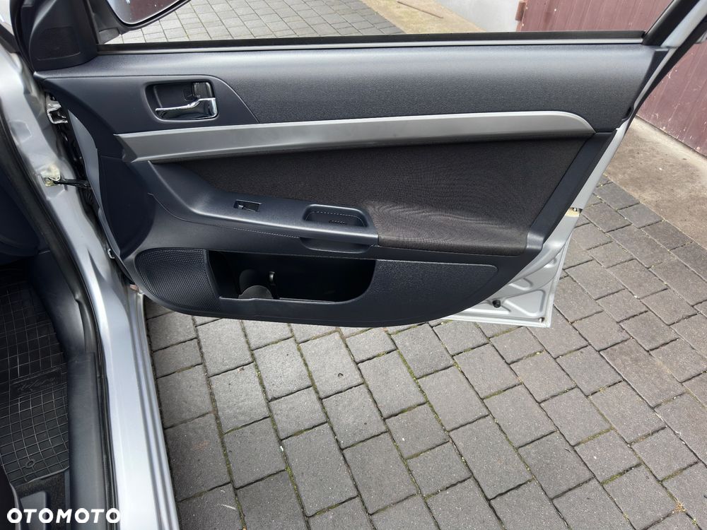 Mitsubishi Lancer 1.8 DI-D ClearTec Edition - 23