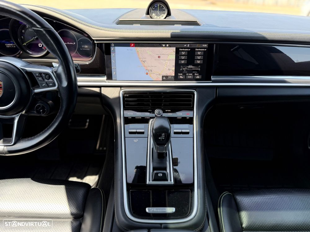 Porsche Panamera Sport Turismo Turbo S E-Hybrid - 14