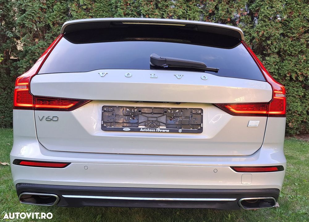 Volvo V60 T6 AWD Twin Engine Geartronic Momentum Pro - 7