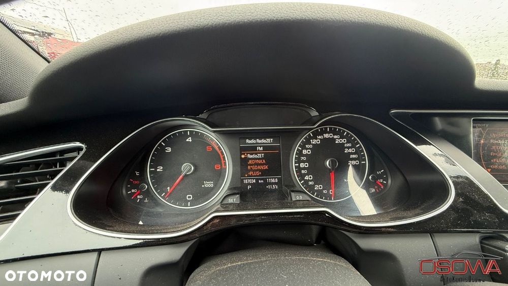 Audi A4 Avant 2.0 TDI DPF quattro S tronic S line Sportpaket - 30