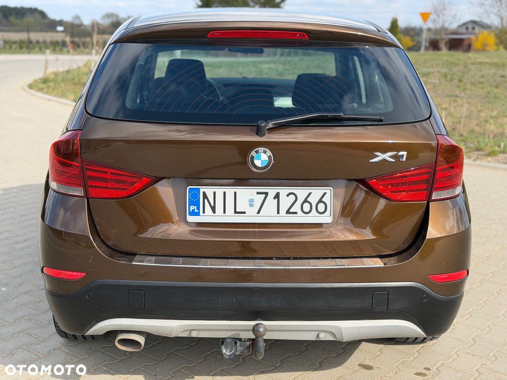 BMW X1 xDrive18d - 9